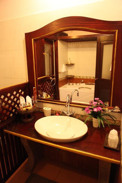 E-Outfitting Vang Thong Hotel Luang Prabang Esterno foto