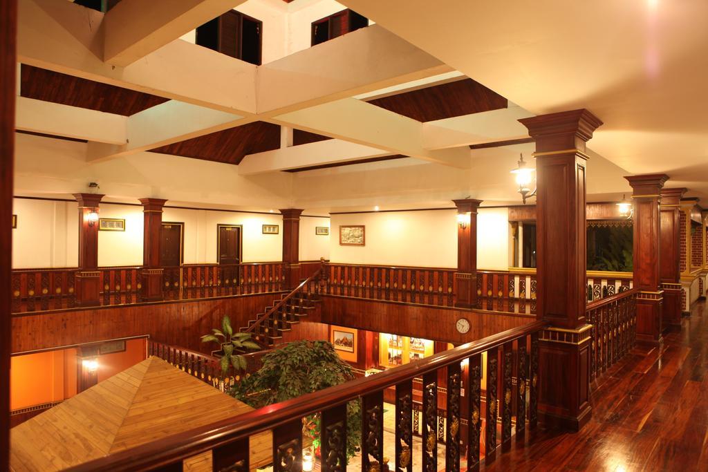 E-Outfitting Vang Thong Hotel Luang Prabang Esterno foto