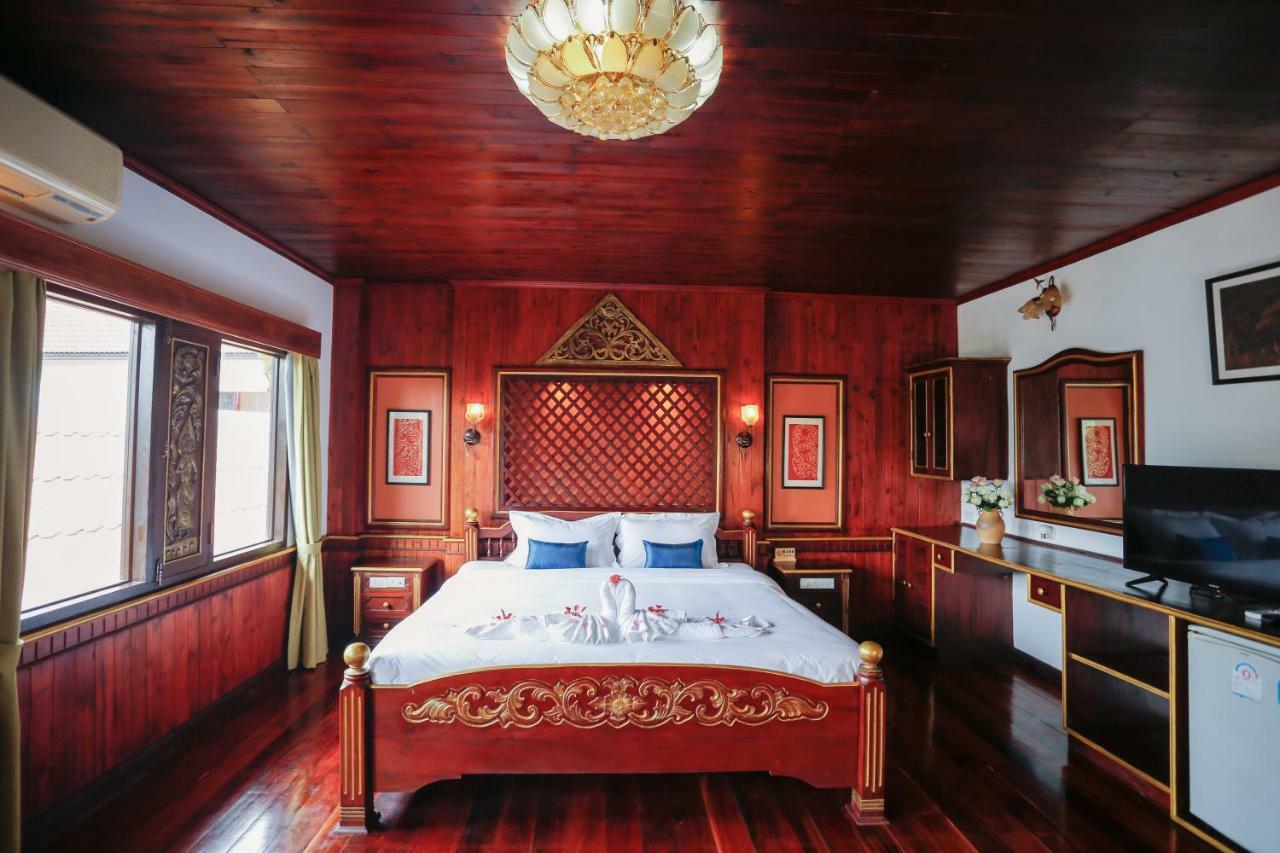 E-Outfitting Vang Thong Hotel Luang Prabang Esterno foto