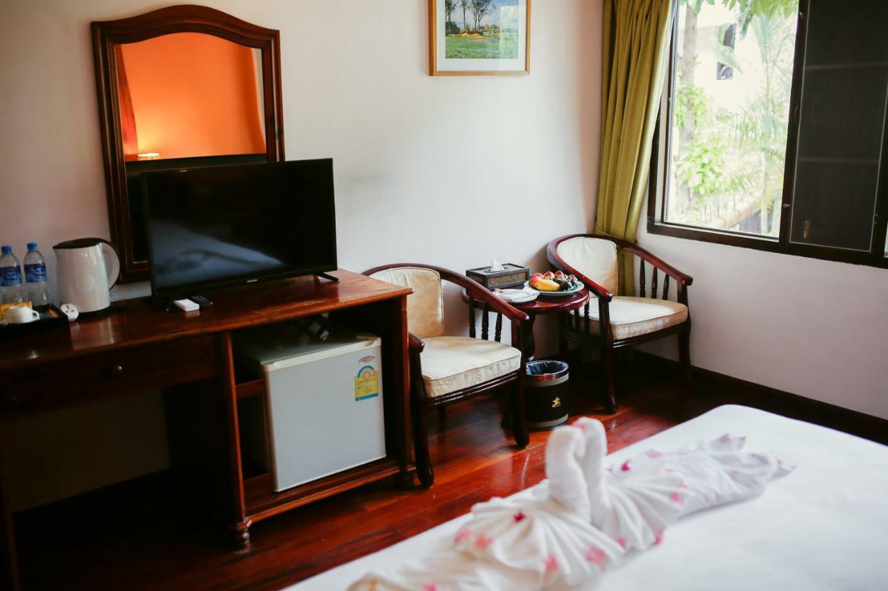 E-Outfitting Vang Thong Hotel Luang Prabang Esterno foto