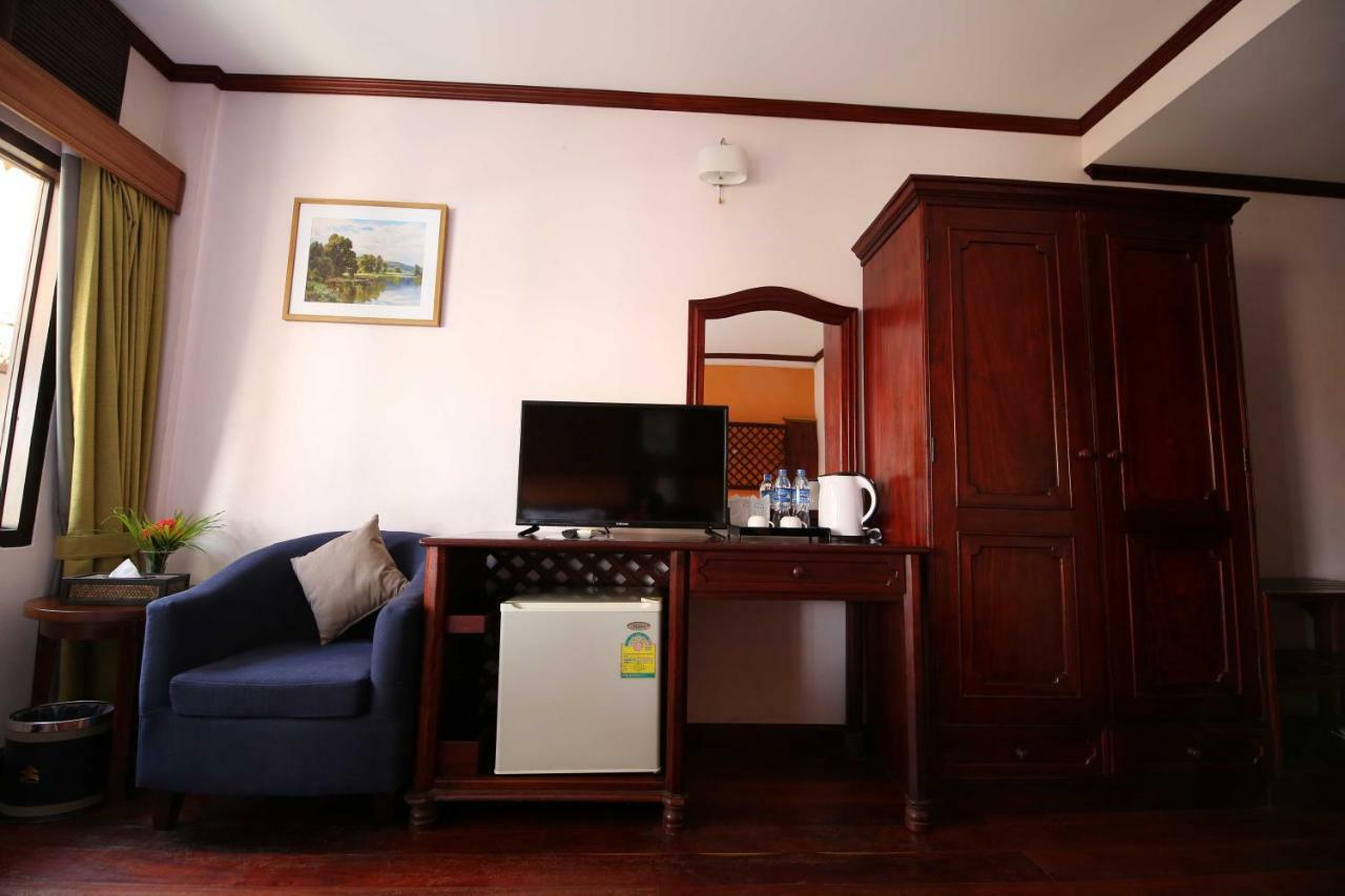 E-Outfitting Vang Thong Hotel Luang Prabang Esterno foto