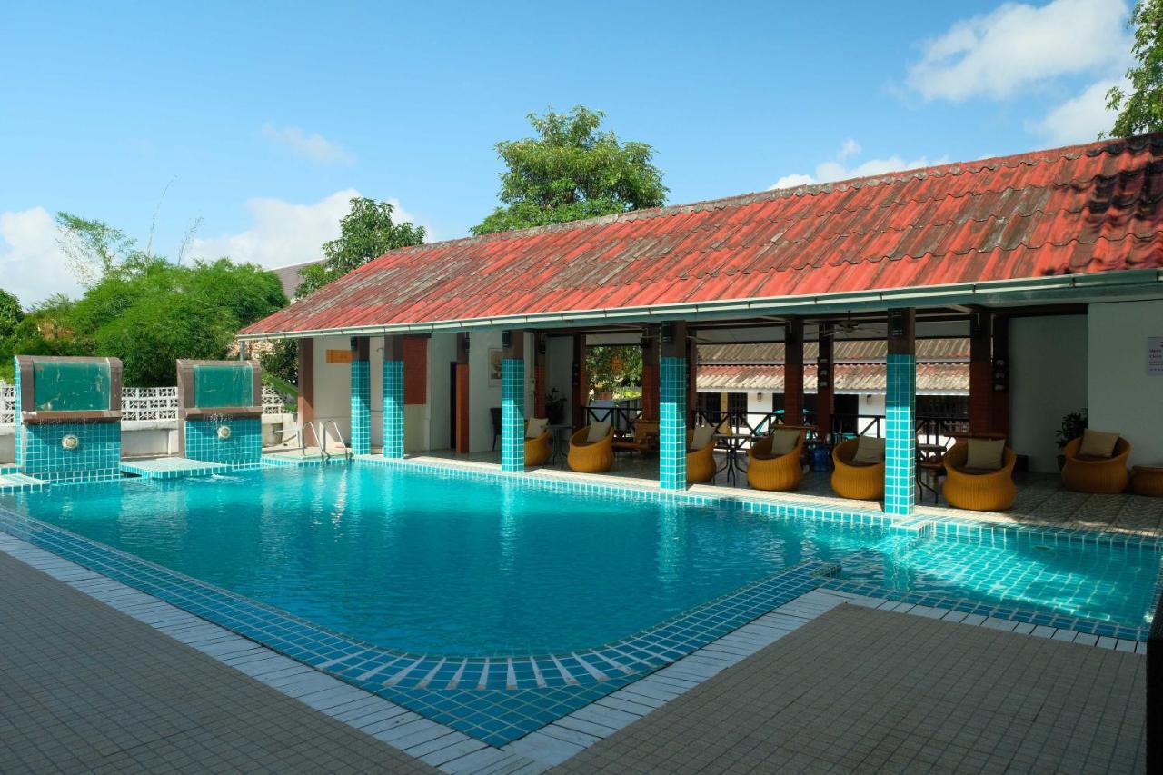 E-Outfitting Vang Thong Hotel Luang Prabang Esterno foto