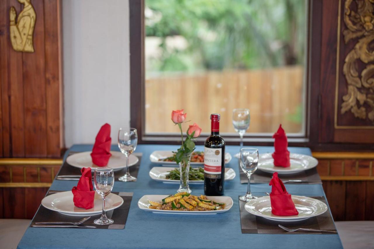 E-Outfitting Vang Thong Hotel Luang Prabang Esterno foto