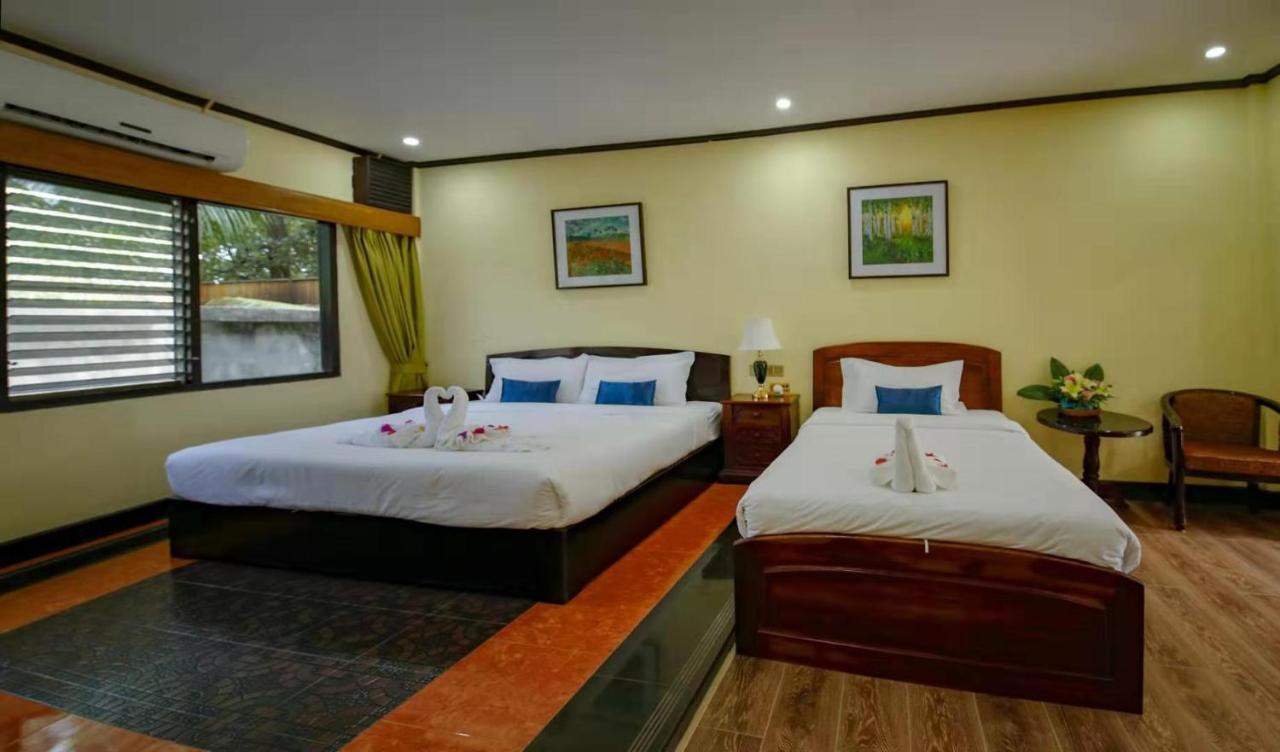 E-Outfitting Vang Thong Hotel Luang Prabang Esterno foto